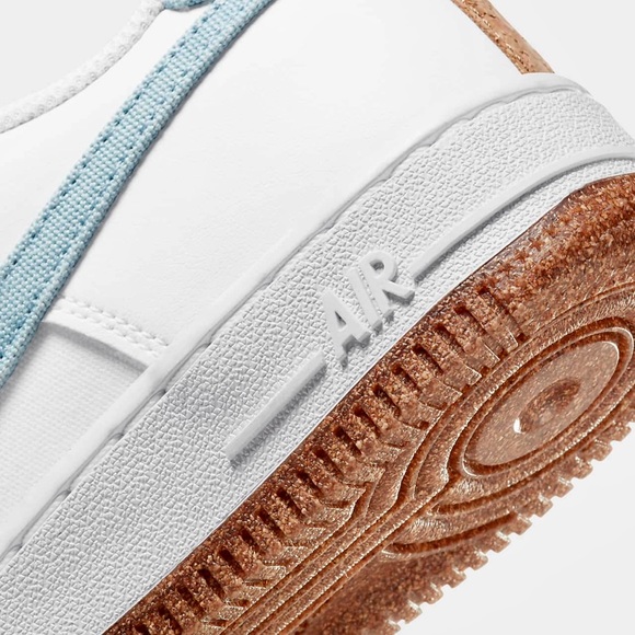 Nike Air Force 1 LV8. (Sustainable Material) - Picture 8 of 9